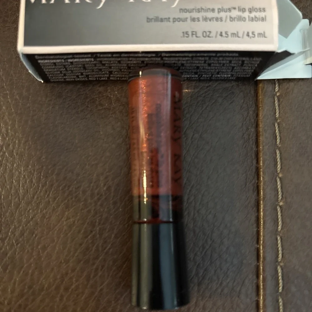 Mary‎ Kay Nourishine Plus Lip Gloss Red Passion #047955 Full Size